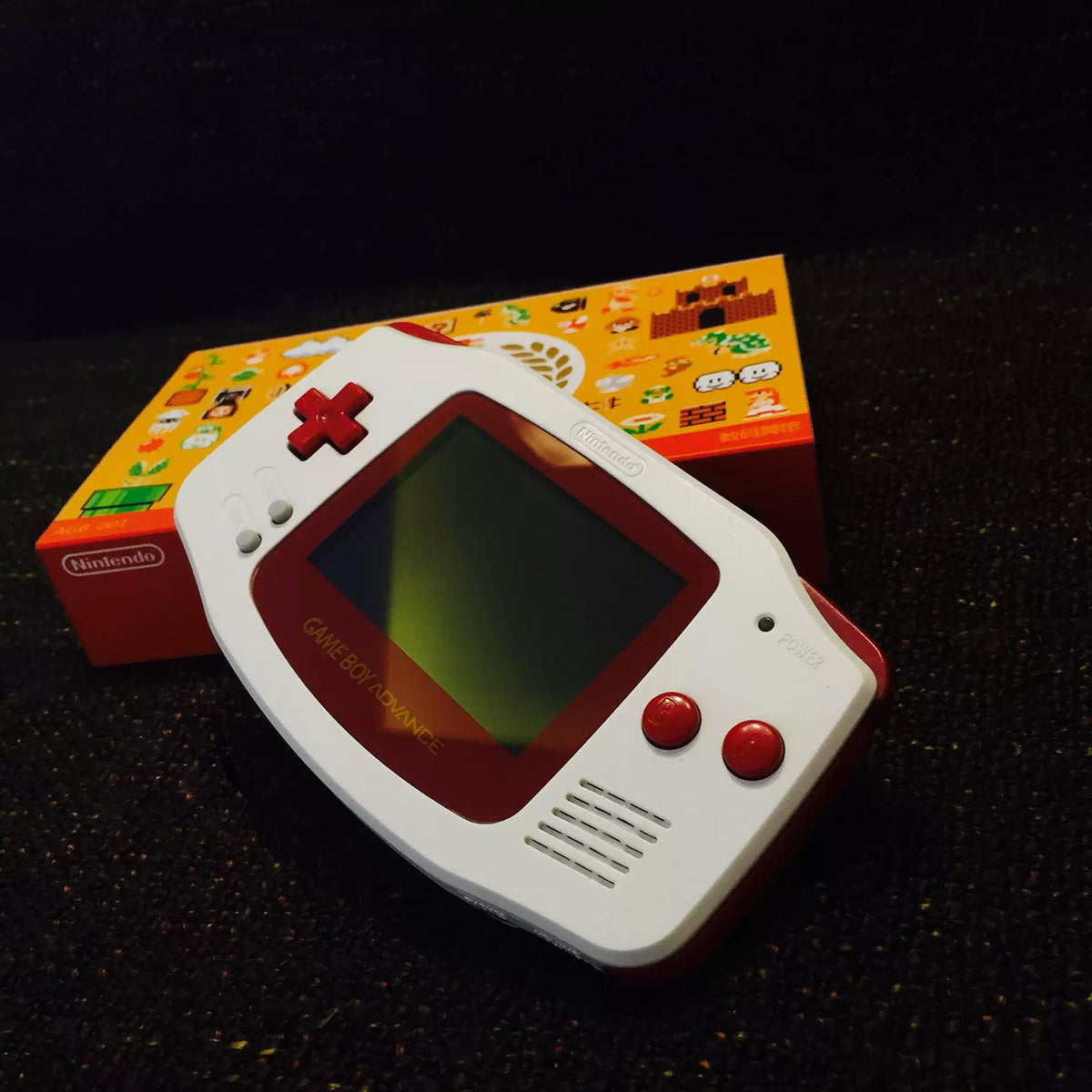 Custom Game Boy Advance Console – Famicom, view 3