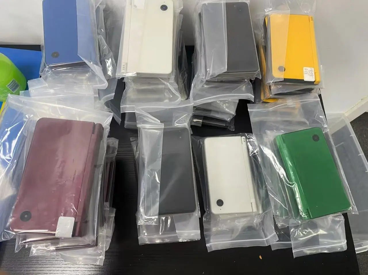 Nintendo DSi LL Handheld Console (Refurbished) | 32GB/64GB/128GB + Stylus & R4 Option - Romcarts