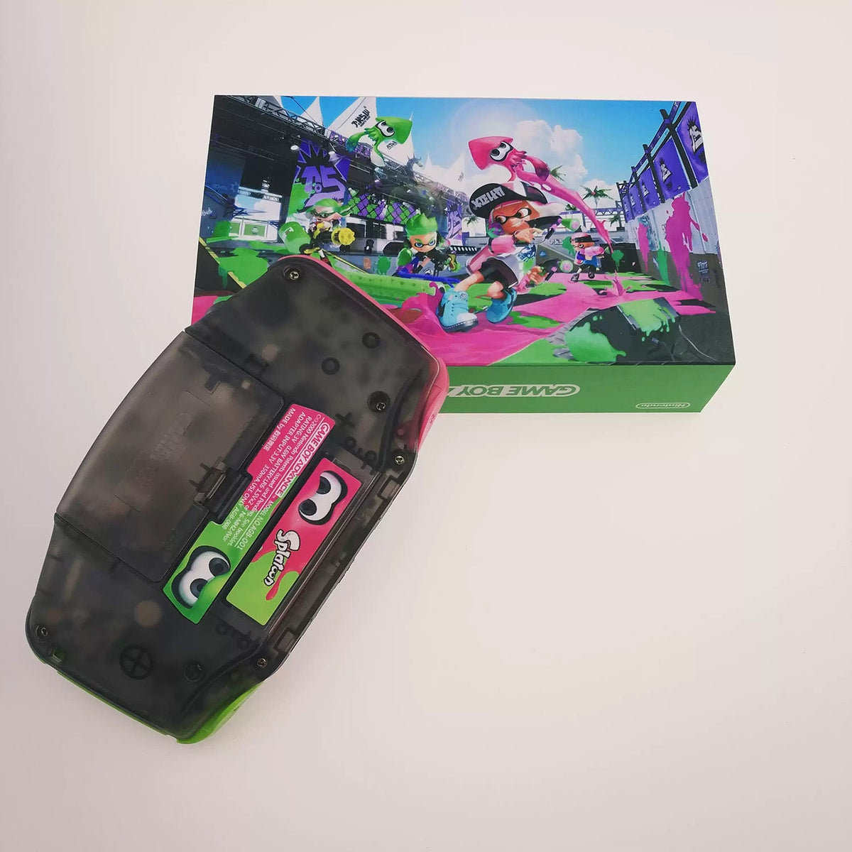 Custom Game Boy Advance Console – Splatoon, view 3