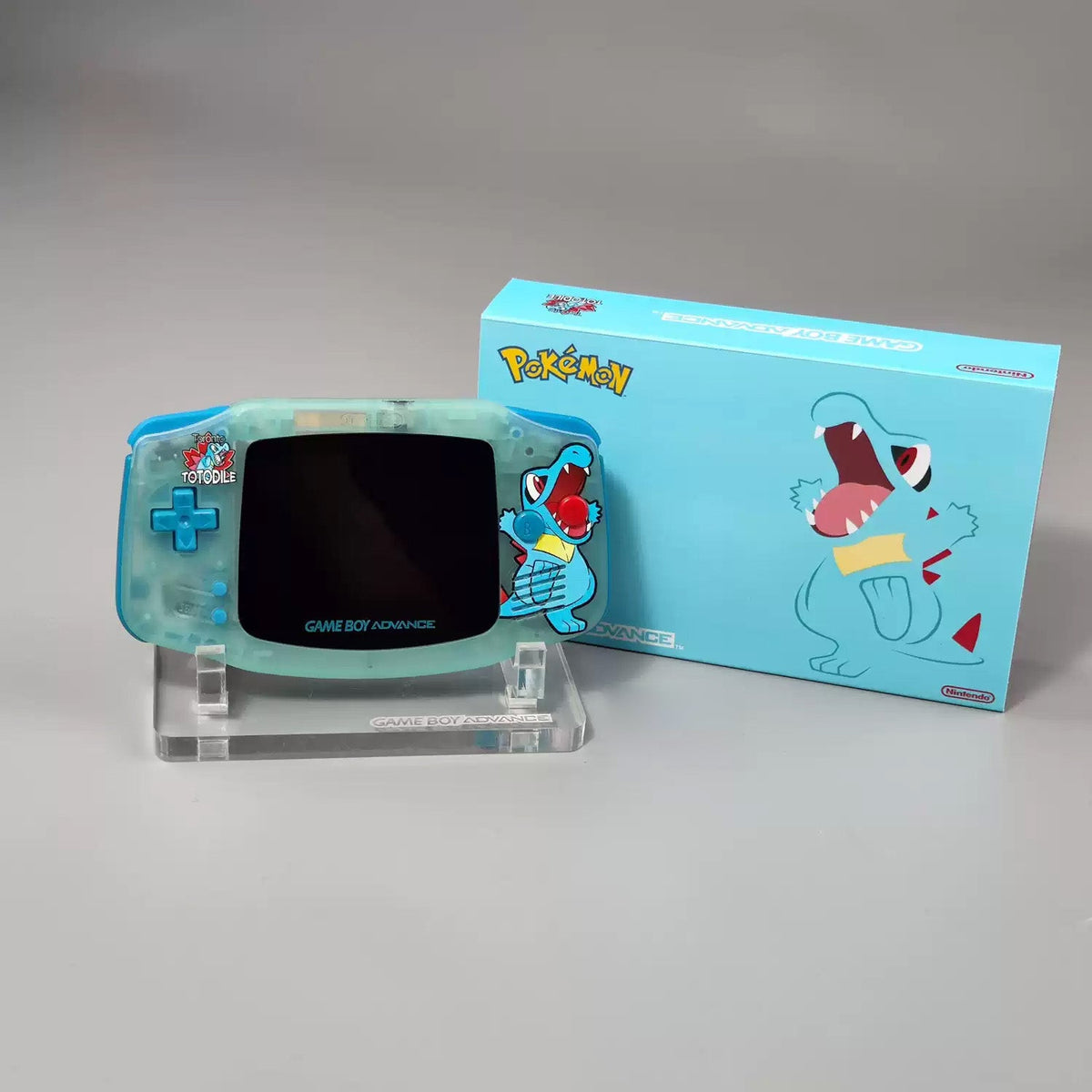 Custom Game Boy Advance Console – Totodile, view 3