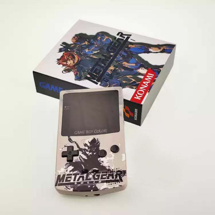 Custom Game Boy Color Console – Metal Gear Solid, view 4